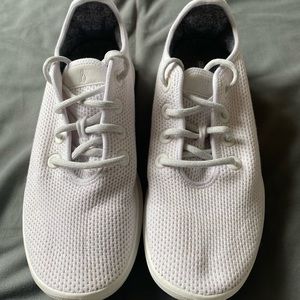 White mens AllBirds size 11